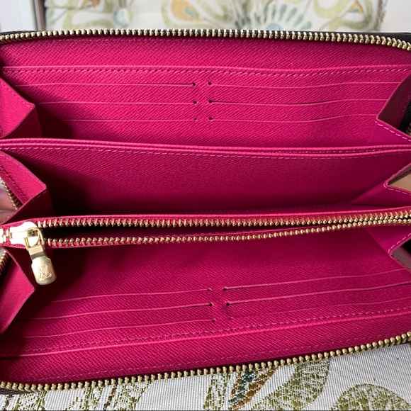 Louis Vuitton Monogram Vivienne Zip Wallet Limited - Picture 5 of 6